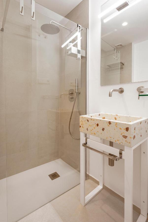 Apartamentos Thyssen Cisneros By Rent Me Málaga Extérieur photo